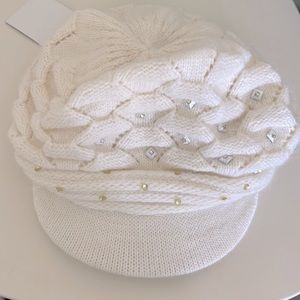 White Cap Knitted Hat With Jewels